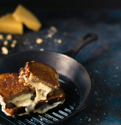 HAM AND NEVIS MAASDAM TOASTIE - pan fried !