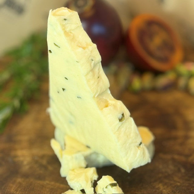 Garlic & Chive Gouda